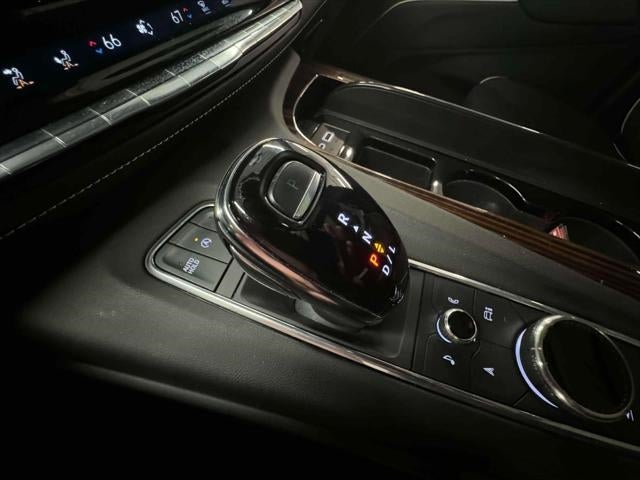 2022 Cadillac Escalade ESV 4WD Premium Luxury